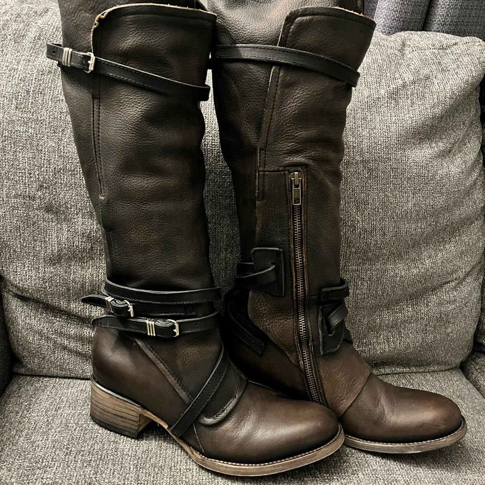 Freebird Gia black size 9